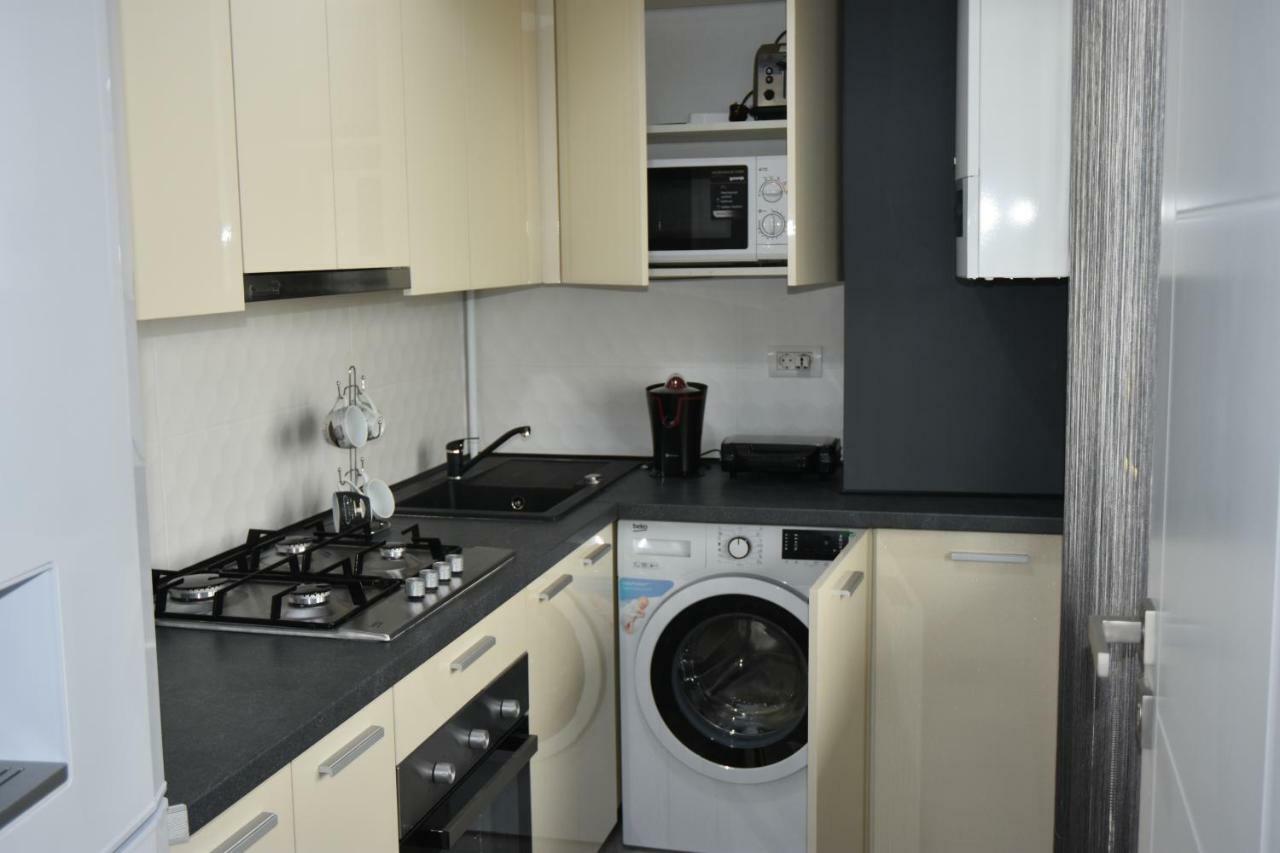 Natalia Apartment นาโวดาริ ภายนอก รูปภาพ