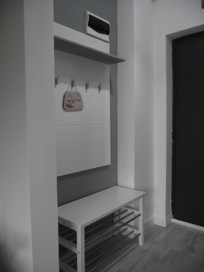 Natalia Apartment นาโวดาริ ภายนอก รูปภาพ